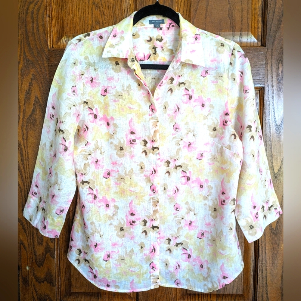 Ann Taylor Floral Linen 3/4 Sleeve Button Down Collared Blouse - Size M